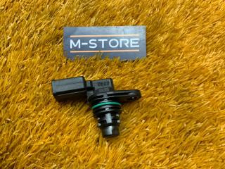 Датчик положения распредвала Volkswagen Tiguan 2012