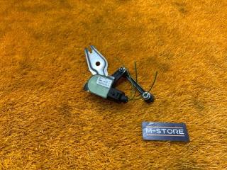 Датчик высоты дорожного просвета Audi Q7 2011