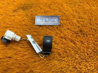 Кнопка стеклоподъемника задняя левая Volkswagen Passat 2015 контрактная Кнопка стеклоподъемника задняя левая Volkswagen Passat 2015