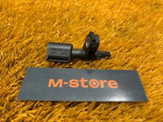 Датчик ABS передний правый Volkswagen Passat 2015