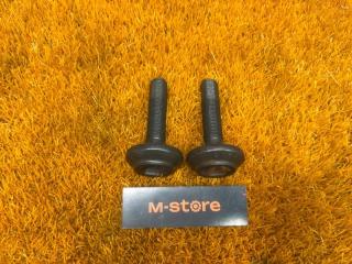 Запчасть болт привода Audi A4 2016