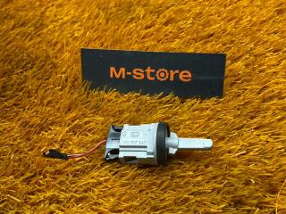 Датчик температуры воздуха Volkswagen Tiguan 2013