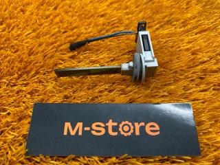 Фото запчасти датчик температуры воздуха Volkswagen Passat 2007 контрактная запчасть Запчасть датчик температуры воздуха Volkswagen Passat 2007