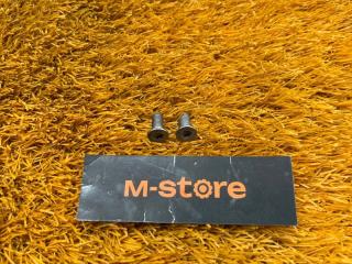 Запчасть болт тормозного диска задний Audi A4 2015