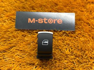 Кнопка стеклоподъемника задняя правая Volkswagen Touareg 2011