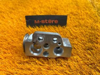 Клапан кондиционера Volkswagen Passat CC 2008