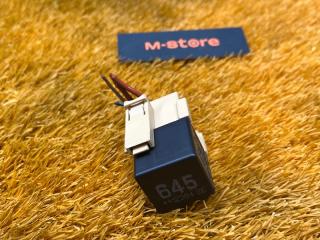 Фото запчасти реле Audi Q3 2012 контрактная запчасть Запчасть реле Audi Q3 2012