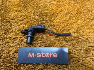 Датчик положения распредвала Audi Q3 2013