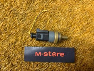 Запчасть датчик температуры охлаждающей жидкости Volkswagen Tiguan 2012