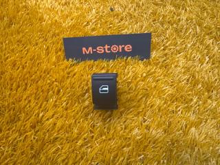 Кнопка стеклоподъемника задняя левая Volkswagen Passat 2011