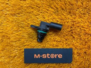 Датчик положения распредвала Volkswagen Golf 2012