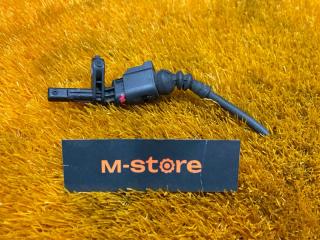 Датчик ABS передний левый Volkswagen Passat 2011