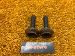 Запчасть болт привода задний Audi Q5 2009