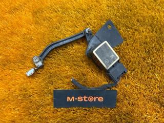 Датчик высоты дорожного просвета передний левый Mercedes-Benz M-Class 2008 W164 272.967 A0105427717 контрактная
