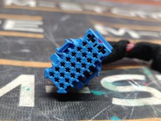 Разъем Audi A4 B7/8E ALT