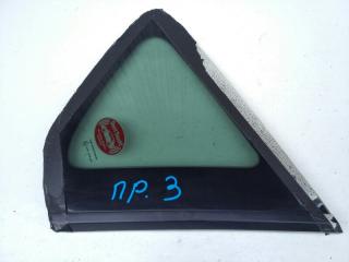 Стекло багажника правое Mazda Axela контрактная Стекло багажника правое Mazda Axela