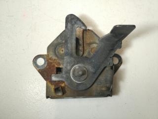 Замок капота Mazda 323 1998-2003