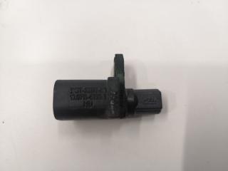 Датчик ABS задний Mazda Axela BK