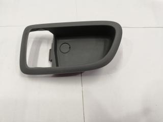 Накладка ручки внутренней задняя левая Mazda Axela