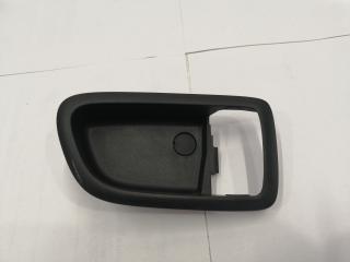 Накладка ручки внутренней задняя правая Mazda Axela