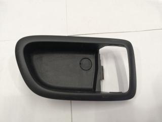 Накладка ручки внутренней задняя правая Mazda Axela