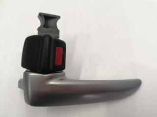 Ручка двери внутренняя левая Mazda Axela