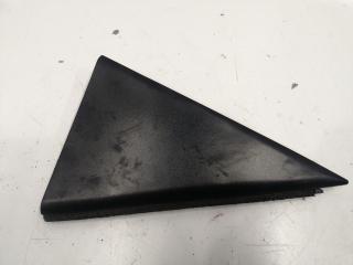 Накладка двери багажника задняя левая Mazda Axela 2003-2009