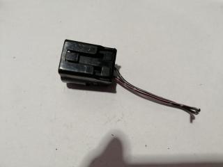 Разъем габарита Mazda Axela 2003-2012 контрактная Разъем габарита Mazda Axela 2003-2012