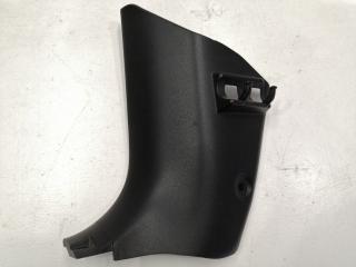 Накладка передней стойки передняя левая Mazda Axela 2003-2009