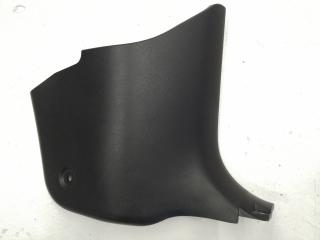 Накладка передней стойки передняя правая Mazda Axela 2003-2009
