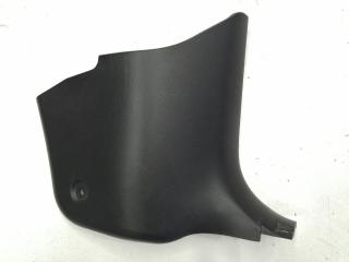 Накладка передней стойки передняя правая Mazda Axela 2003-2009