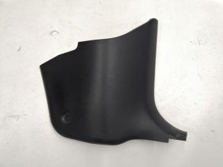 Накладка передней стойки передняя правая Mazda Axela 2003-2009