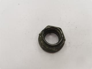 Гайка привода Mazda Familia