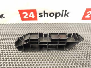 Запчасть кронштейн бампера передний правый Li L9