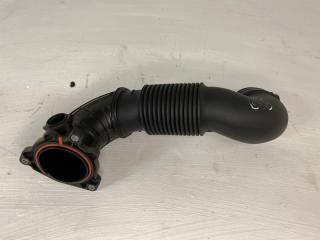 Фото запчасти патрубок воздушного фильтра Land Rover Range Rover Evoque 2018 Б/У запчасть Запчасть патрубок воздушного фильтра Land Rover Range Rover Evoque 2018