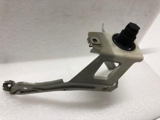 Запчасть кронштейн крыла передний левый BMW GT 2010-2016