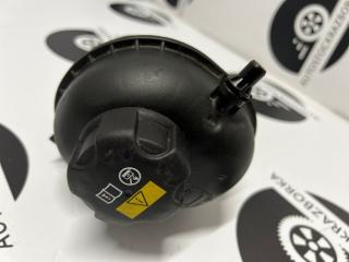 Расширительный бачок системы охлаждения BMW x7 2020