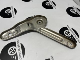 Кронштейн левый BMW x7 2020