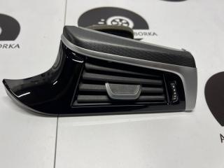 Запчасть дефлектор в торпеду передний левый BMW 5-Series 2022