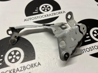 Запчасть кронштейн крыла передний правый BMW 5-Series 2018