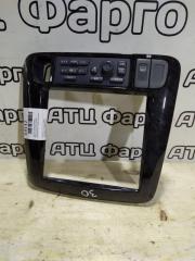 Рамка магнитофона Nissan Liberty