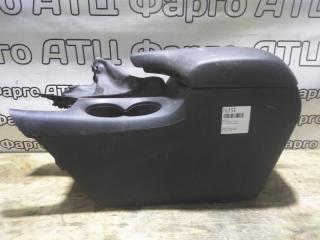 Подлокотник Mazda Axela