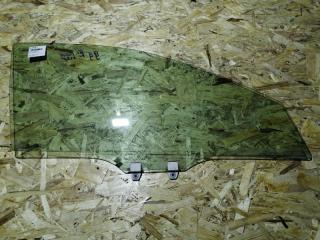 Стекло боковое переднее правое Honda Accord