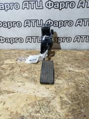 Педаль газа Mitsubishi Airtrek