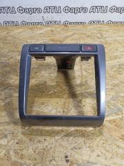 Рамка магнитофона Nissan Bluebird