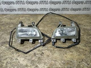 Фара противотуманная передняя Mazda Familia S-wagon