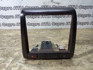 Рамка магнитофона Nissan Bluebird