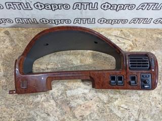 Консоли панели приборов Nissan Rnessa