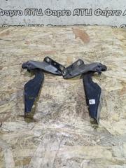 Петля капота передняя Mitsubishi Outlander 2006 контрактная Петля капота передняя Mitsubishi Outlander 2006