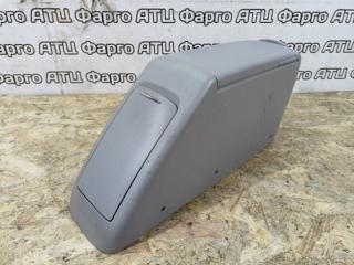 Подлокотник Toyota OPA 2001